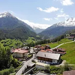 Alpin-7 By Interhome Daire Sölden